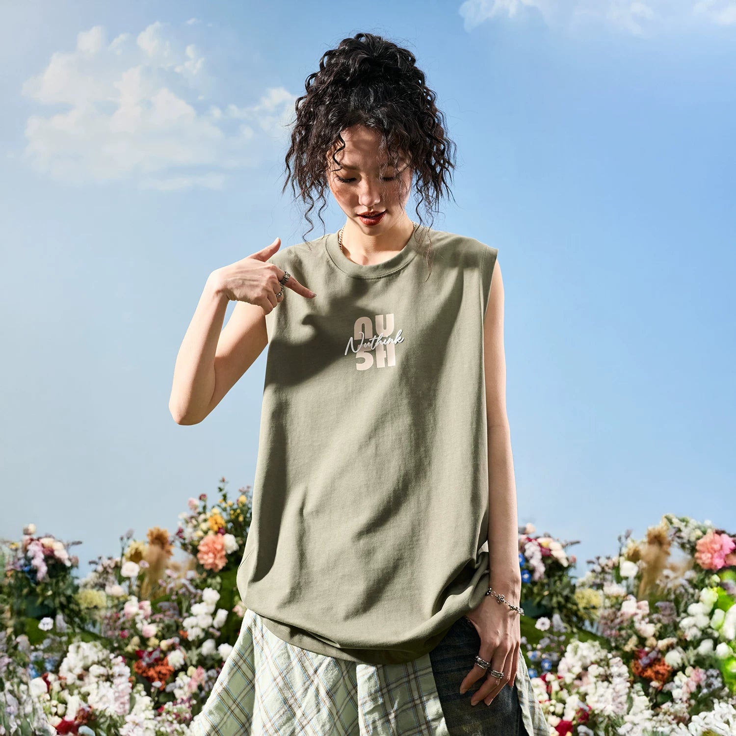 Nuthink American fashion brand letter shoulder sleeveless vest ins trendy street loose men and women 2026 new summer
