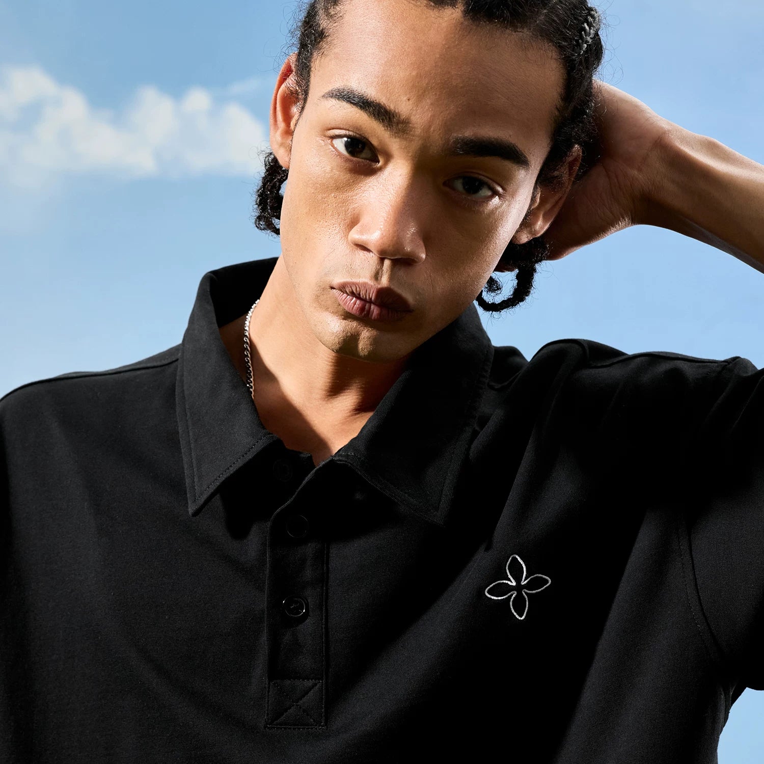 Nuthink American fashion brand simple embroidery four leaf clover polo shirt men's short sleeved loose women 2026 new summer