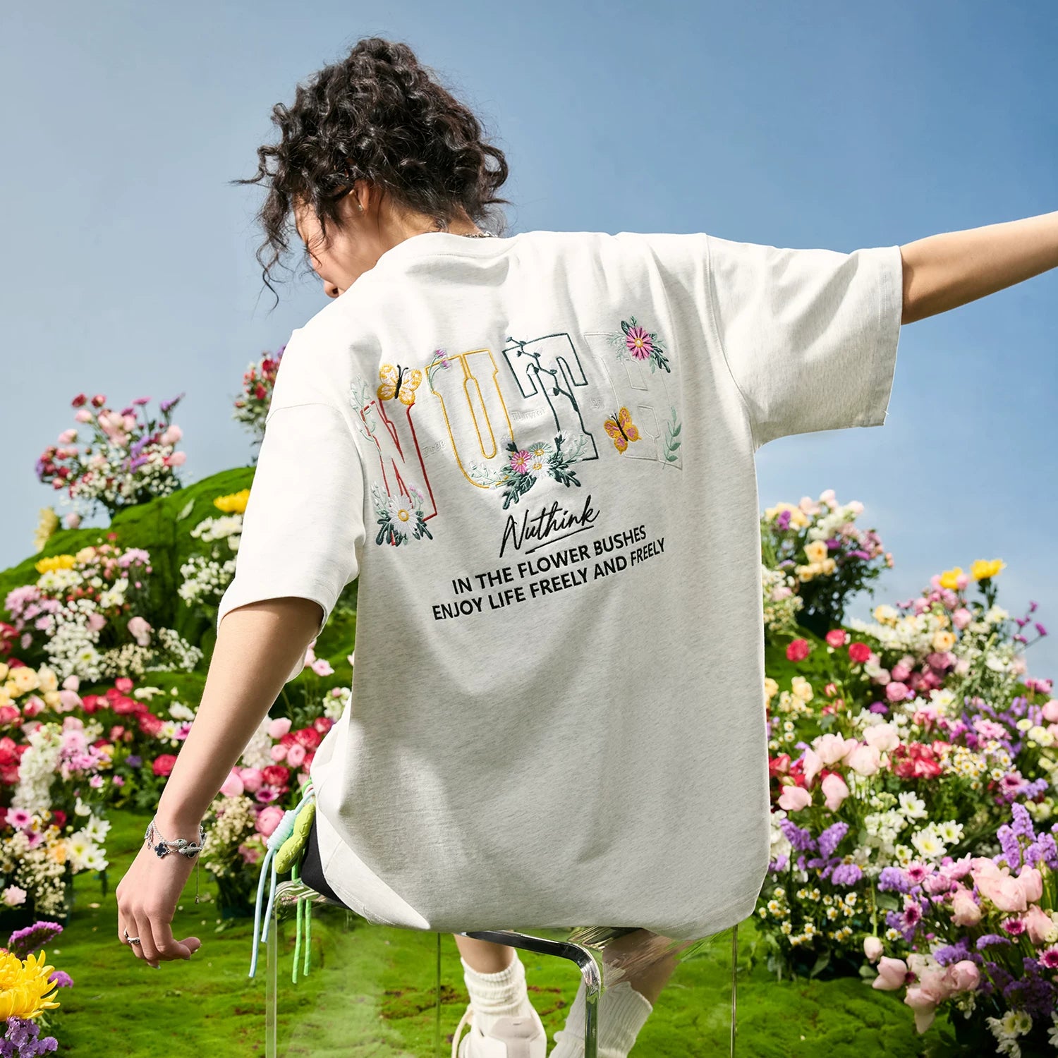 Nuthink American Trendy Brand Retro Heavy Industry Embroidery Flower Letter T-shirt Men's Short Sleeve Women's Summer 2026 New Edition