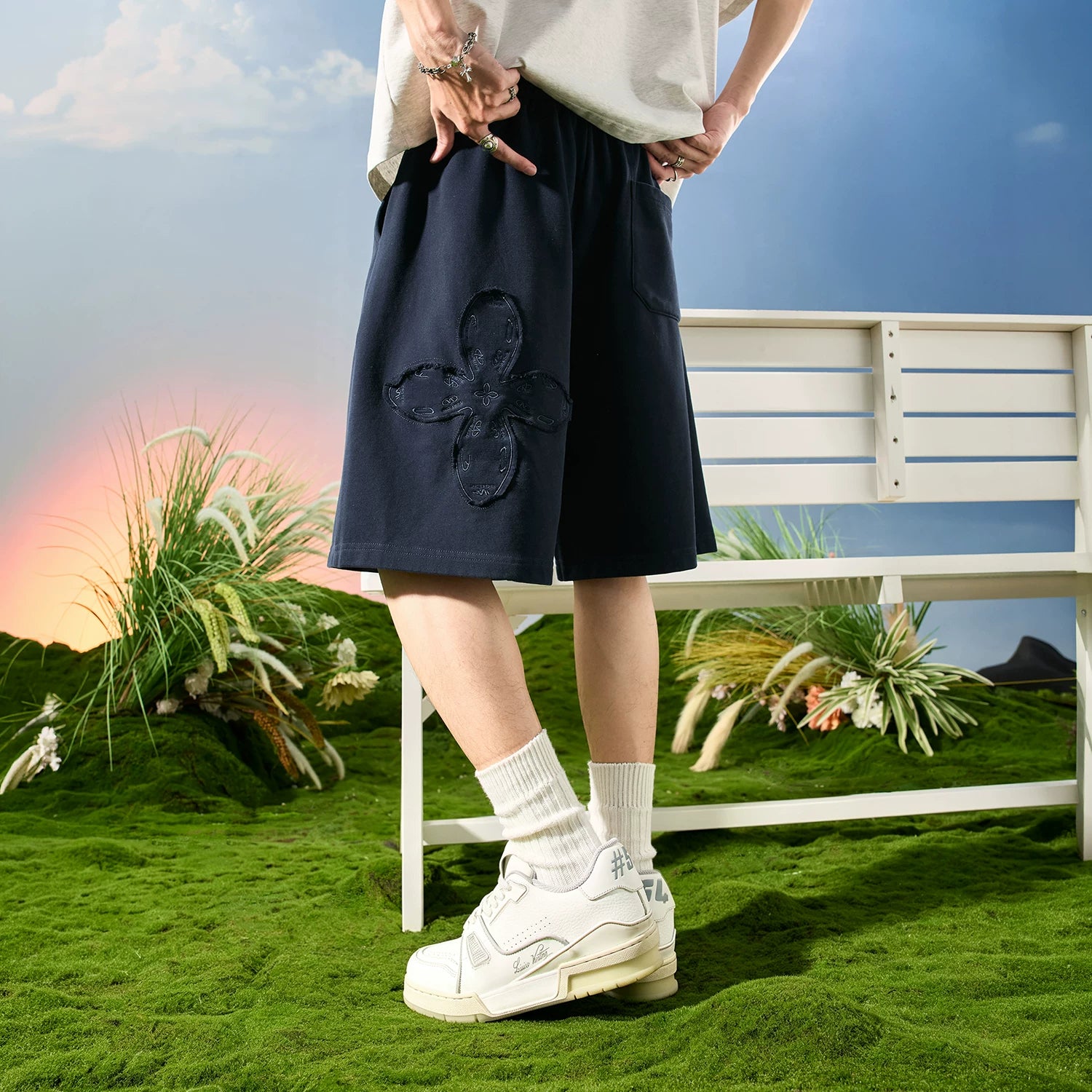 Nuthink American fashion brand embroidered four leaf clover five quarter pants men's shorts mid pants loose 2026 new summer