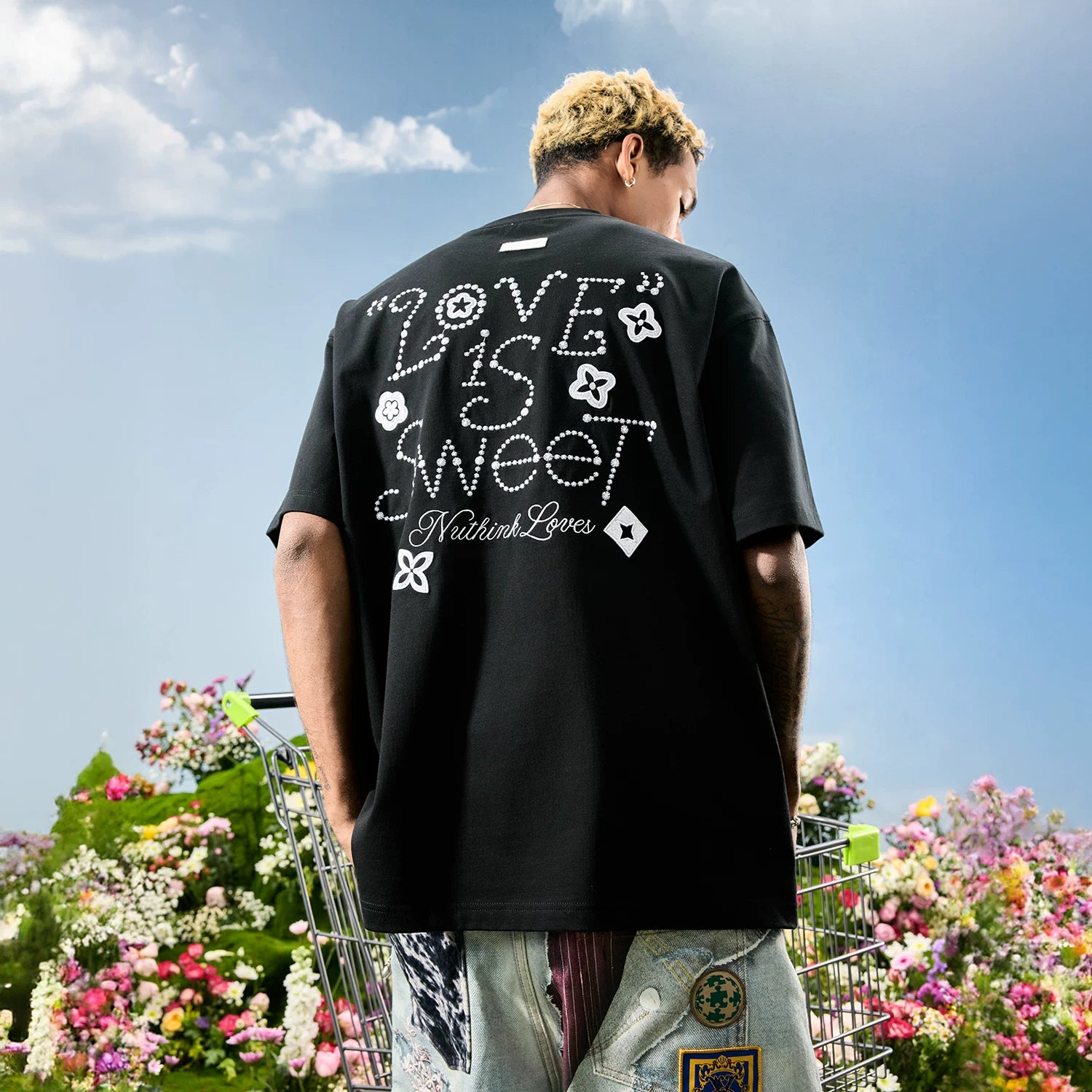 Nuthink American Retro Trendy Brand Embroidered Letter Clover Short sleeved T-shirt for Men and Women, 2026 Summer New Collection