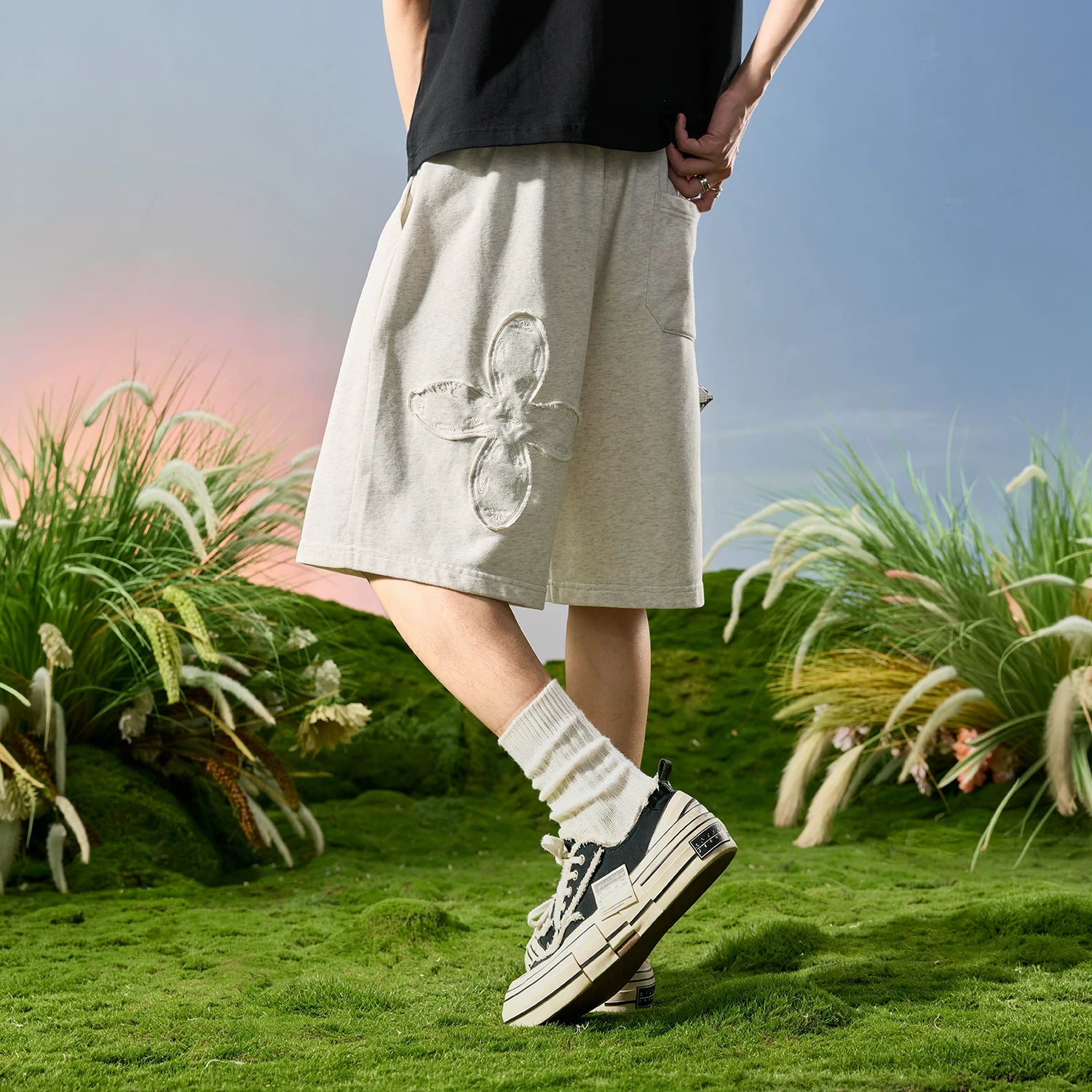 Nuthink American fashion brand embroidered four leaf clover five quarter pants men's shorts mid pants loose 2026 new summer