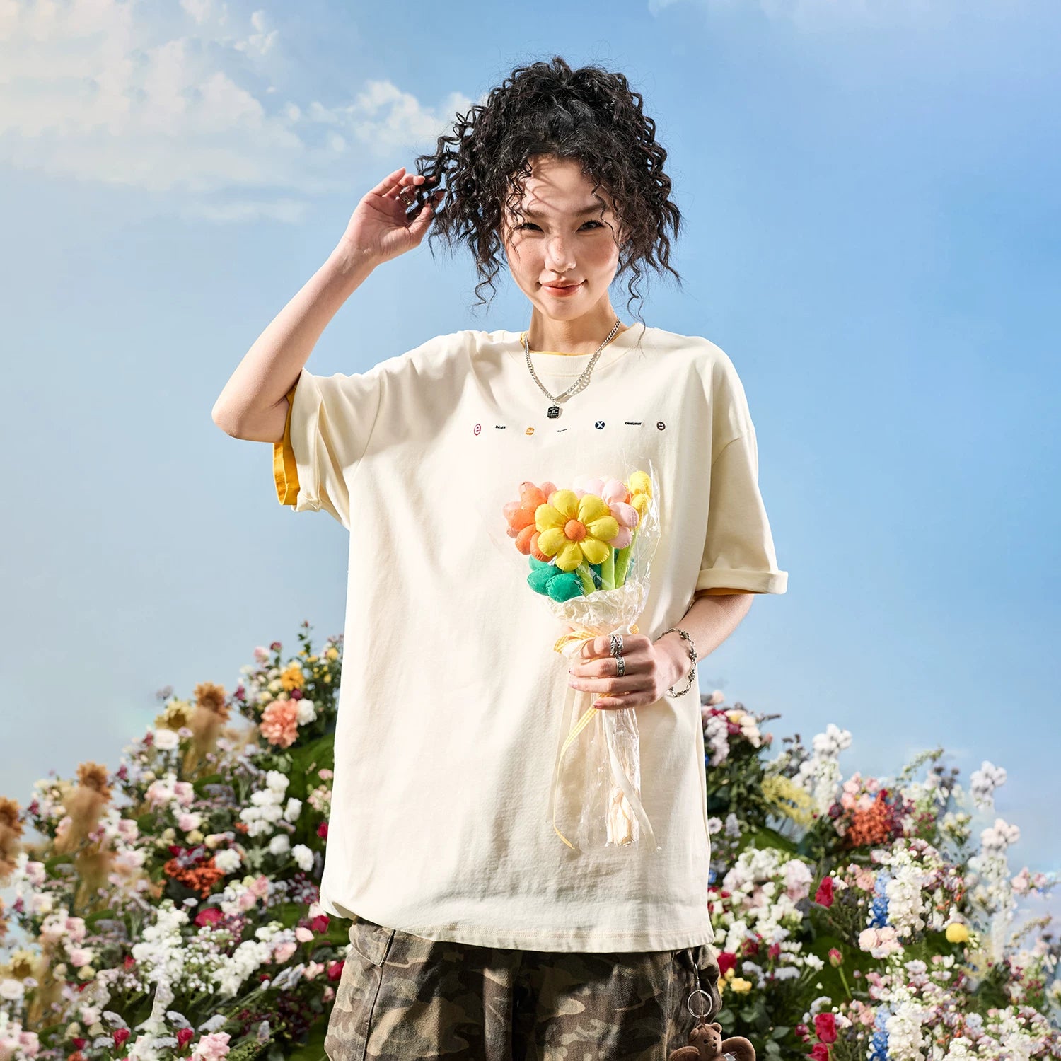 Nuthink American Trendy Brand Simple Color Embroidered Short Sleeve T-shirt for Men and Women, Loose Couple, Summer 2026 New Collection