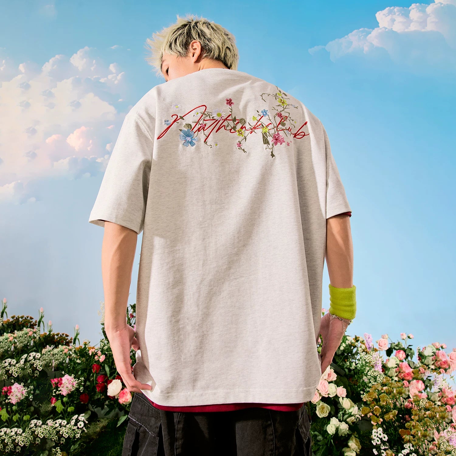 Nuthink American retro floral letter embroidery short sleeved trendy brand hip-hop T-shirt for couples new summer 2026